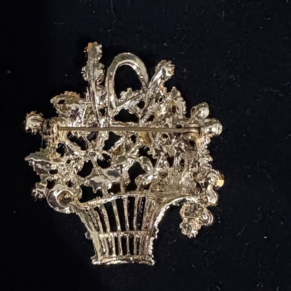 Vintage Multicolor Crystal Flower Basket Brooch - Picture 3 of 4